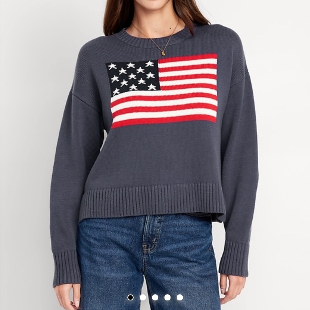 Old Navy Gray Flag Sweater